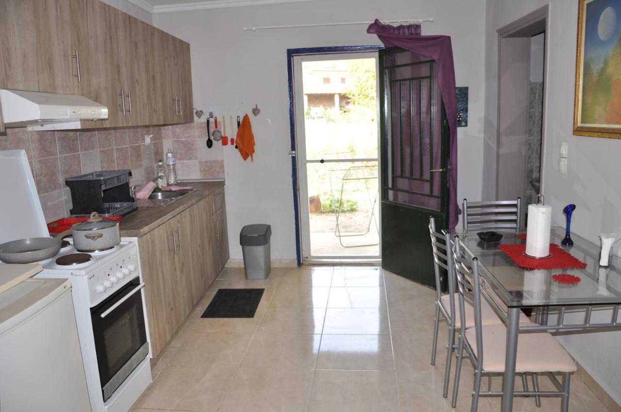 Apartamento Alexanderland Pélla Exterior foto